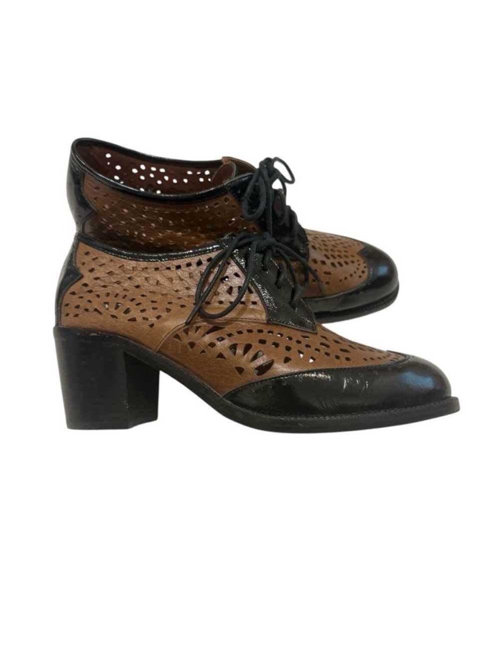 Jeffrey Campbell Ibiza 8.5 Fremont oxford cutout wingtip heels 3272